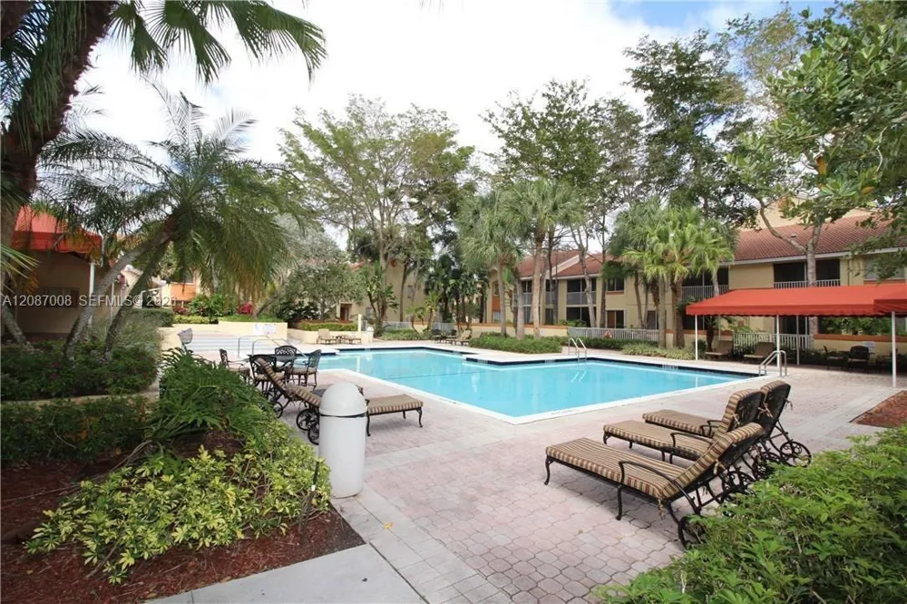 1174 Coral Club Dr #1174 Coral Springs, FL 33071