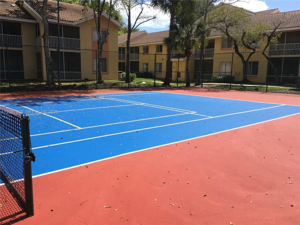 1174 Coral Club Dr #1174 Coral Springs, FL 33071