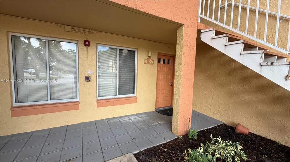 1174 Coral Club Dr #1174 Coral Springs, FL 33071