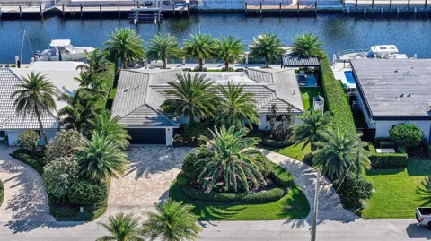 2300 SE 8TH COURT