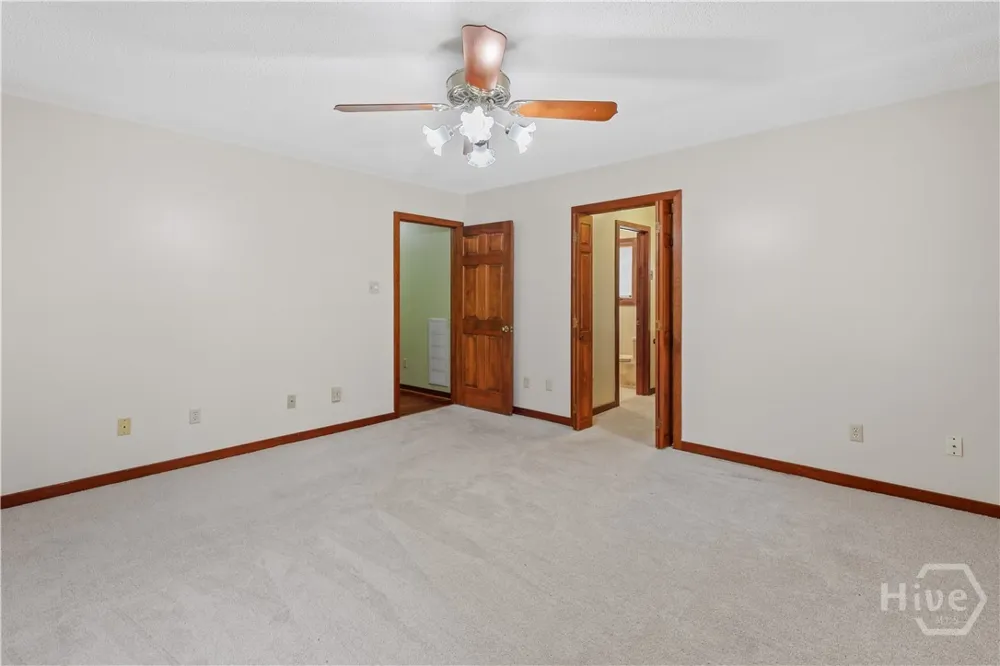 123 Rose Dhu Road Savannah, GA 31419
