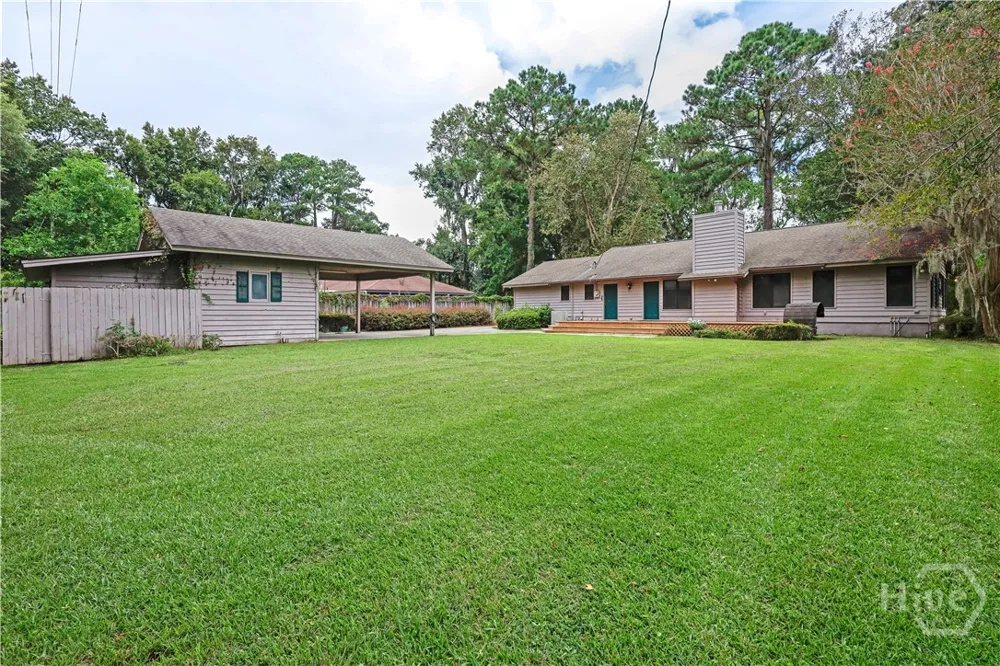 123 Rose Dhu Road Savannah, GA 31419