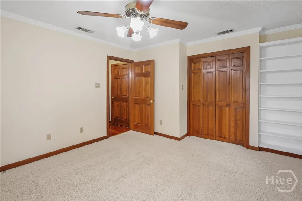 123 Rose Dhu Road Savannah, GA 31419