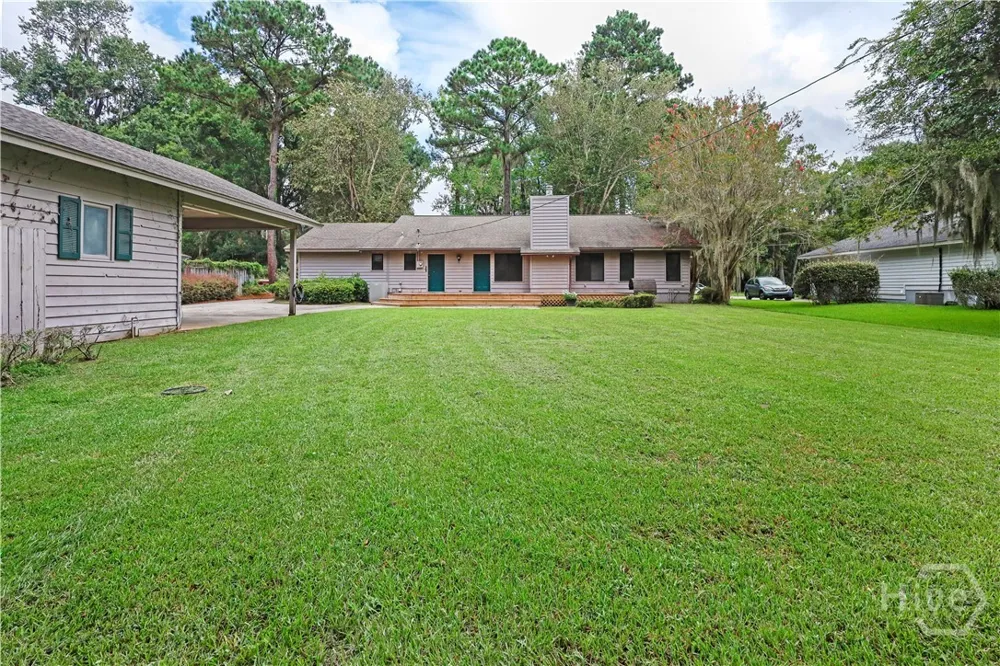 123 Rose Dhu Road Savannah, GA 31419