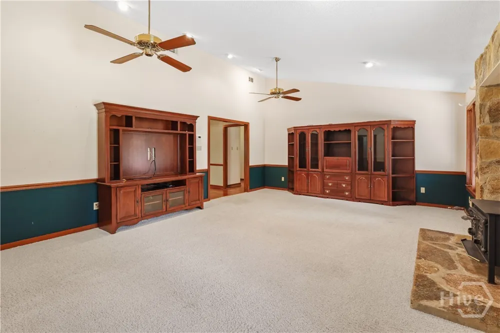 123 Rose Dhu Road Savannah, GA 31419