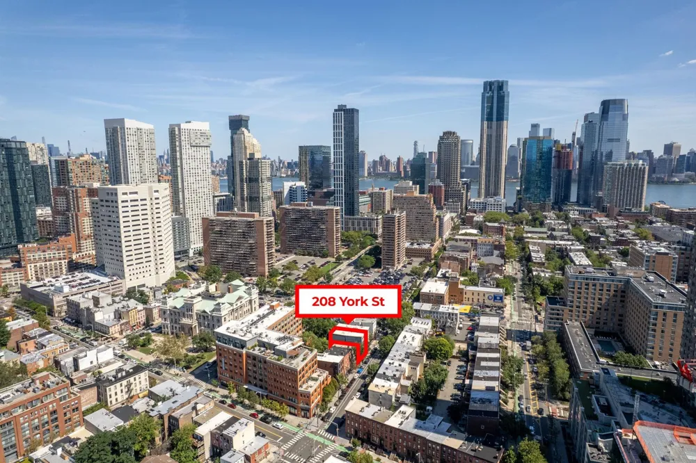 208 YORK ST Jersey City, NJ 07302