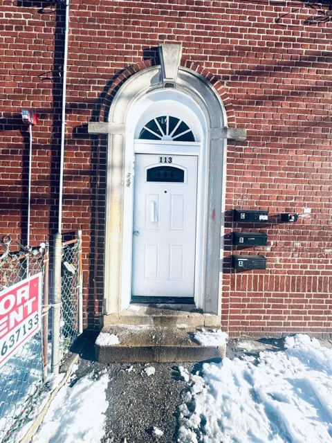 113 MALLORY AVE