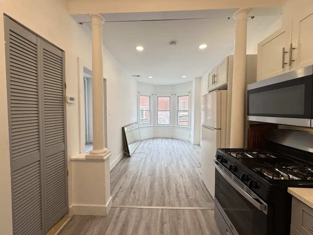 270 1/2 SUMMIT AVE Jersey City, NJ 07306