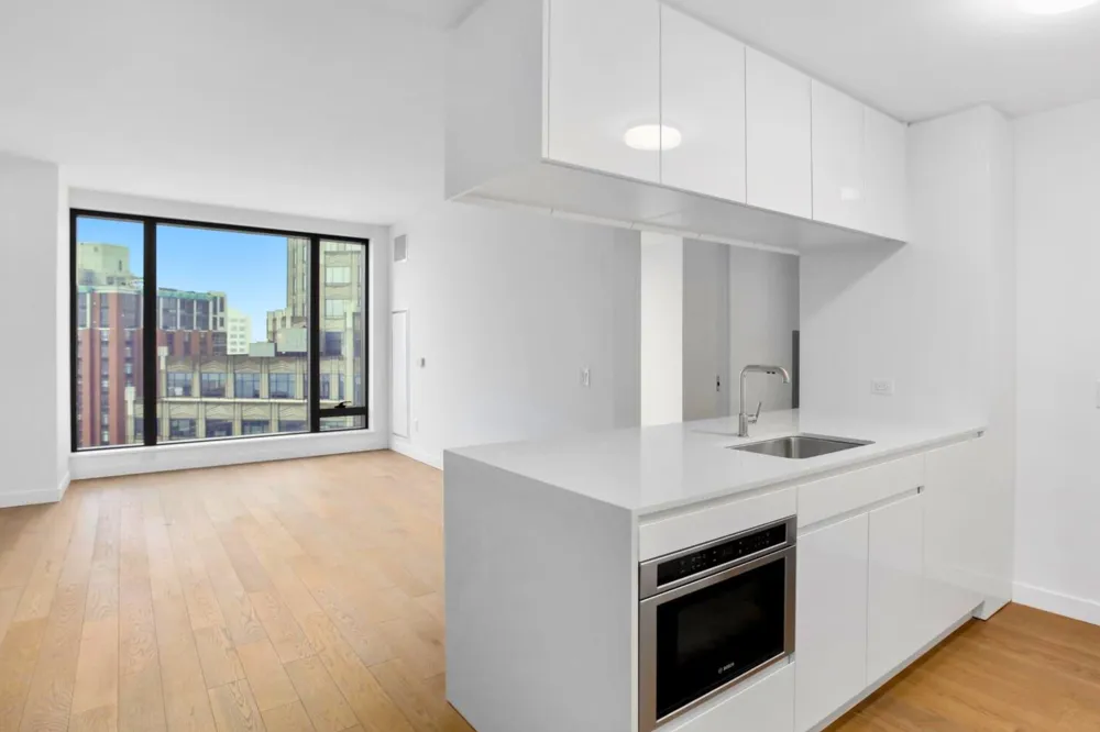 99 HUDSON ST Jersey City, NJ 07302