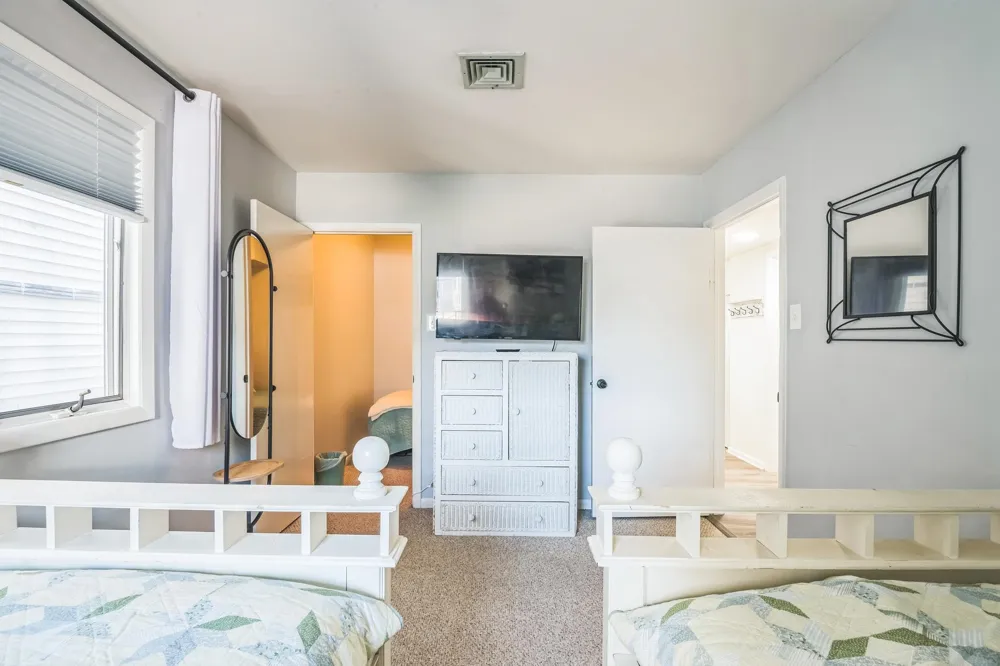 1145 West Avenue Ocean City, NJ 08226