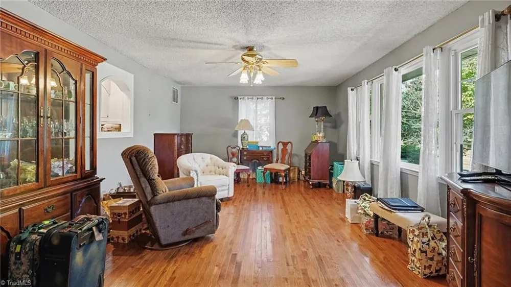 1000 Meade Drive Greensboro, NC 27410