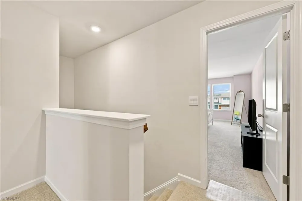 1262 Evelynnview Lane Kernersville, NC 27284