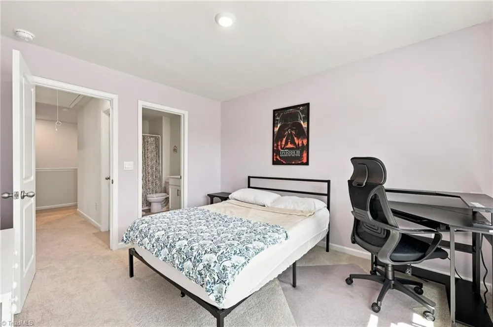 1262 Evelynnview Lane Kernersville, NC 27284