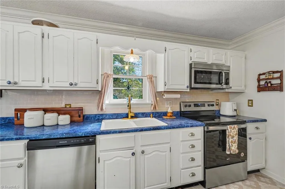 1075 Bailey Road Germanton, NC 27019