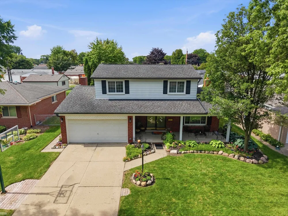 40381 Flagstaff Drive Sterling Heights City, MI 48313