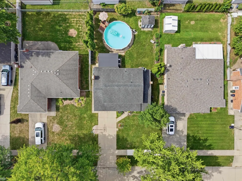40381 Flagstaff Drive Sterling Heights City, MI 48313