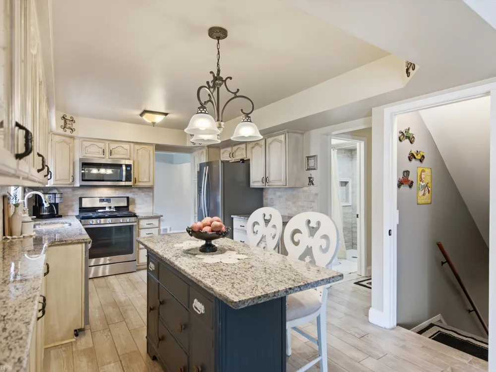 40381 Flagstaff Drive Sterling Heights City, MI 48313