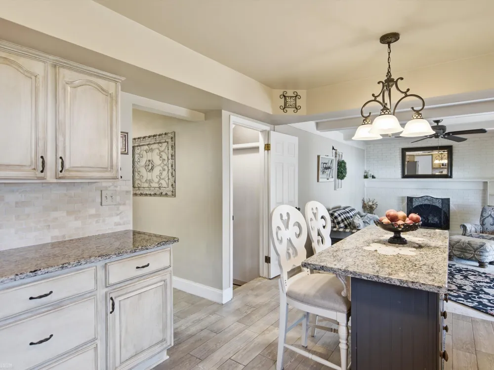 40381 Flagstaff Drive Sterling Heights City, MI 48313