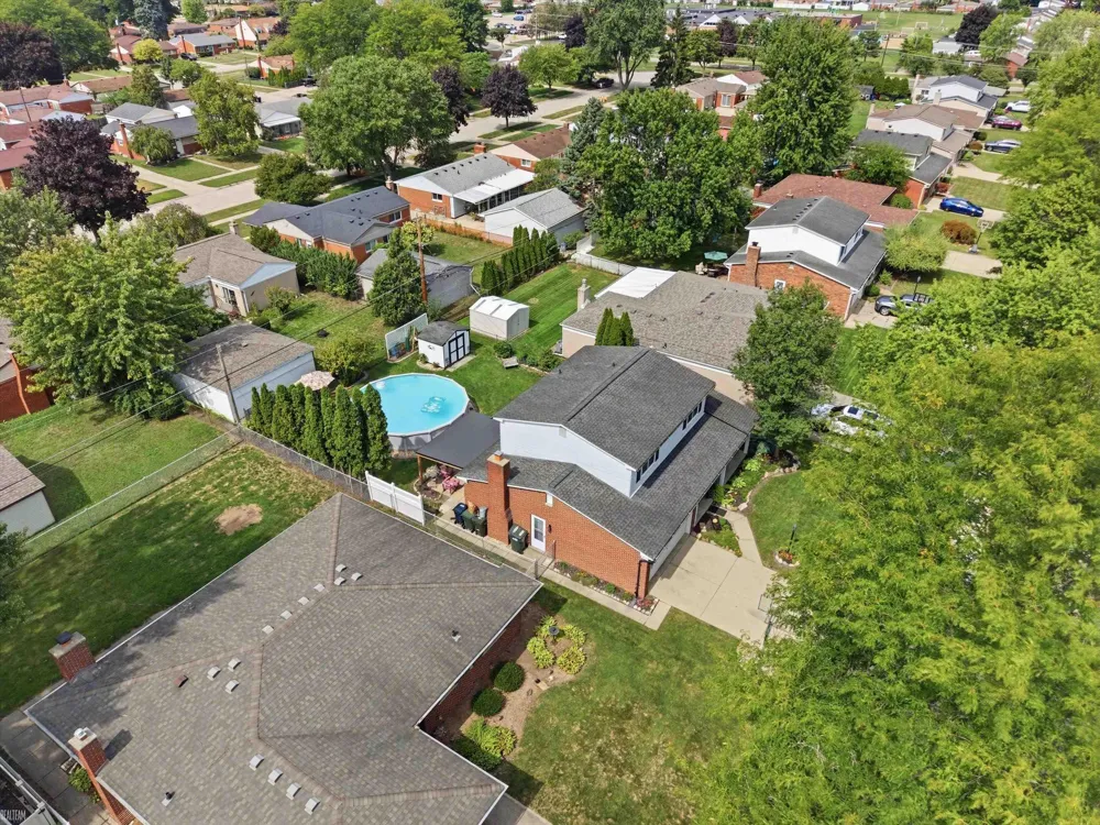 40381 Flagstaff Drive Sterling Heights City, MI 48313
