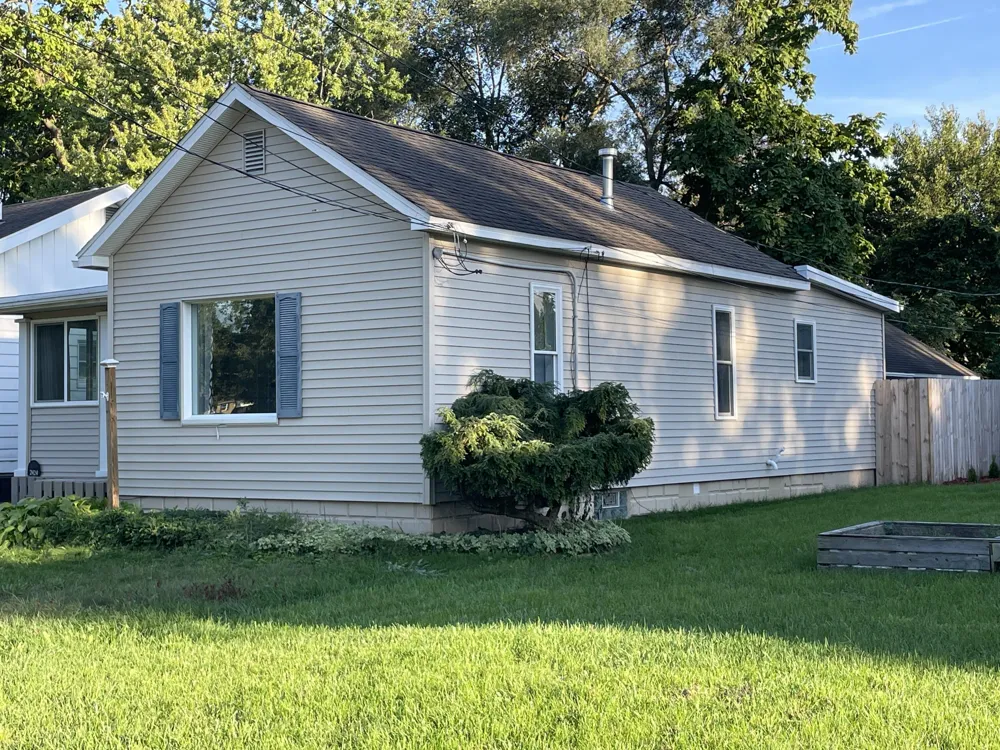 2424 30th Street SW Wyoming City, MI 49519