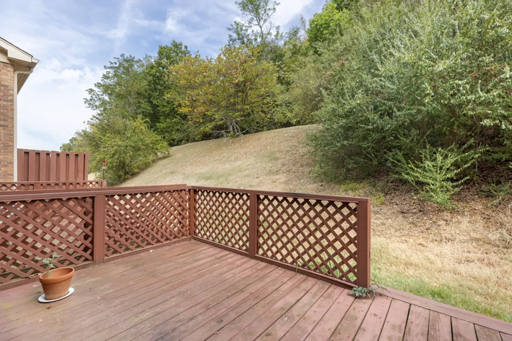 243 Glenstone Cir Brentwood, TN 37027