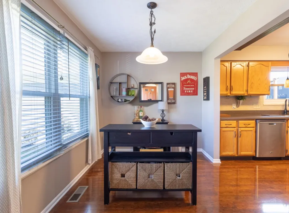 932 Tarragon Lane Miami, OH 45150