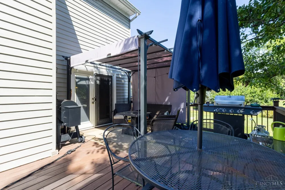 932 Tarragon Lane Miami, OH 45150