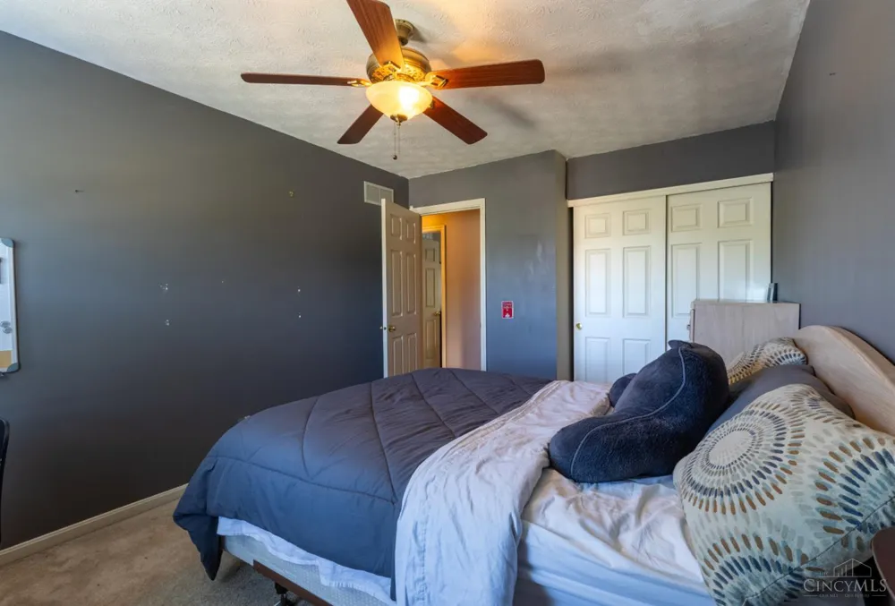 932 Tarragon Lane Miami, OH 45150