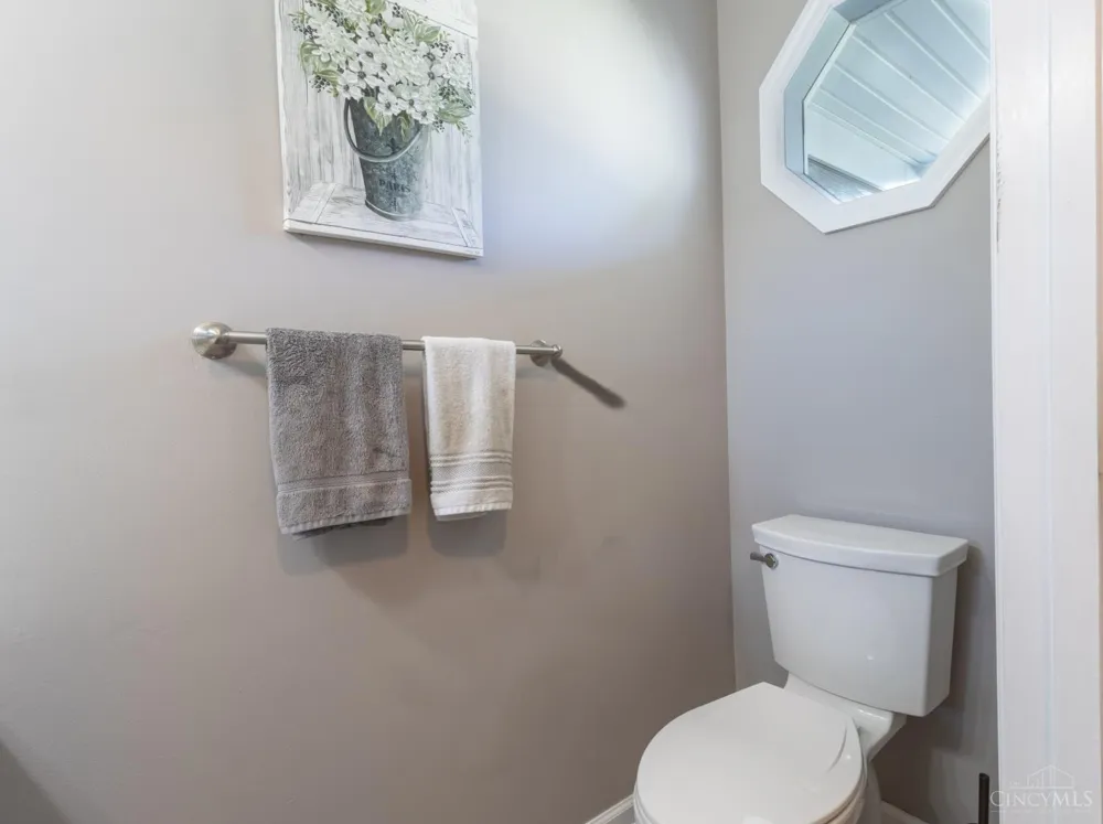 932 Tarragon Lane Miami, OH 45150