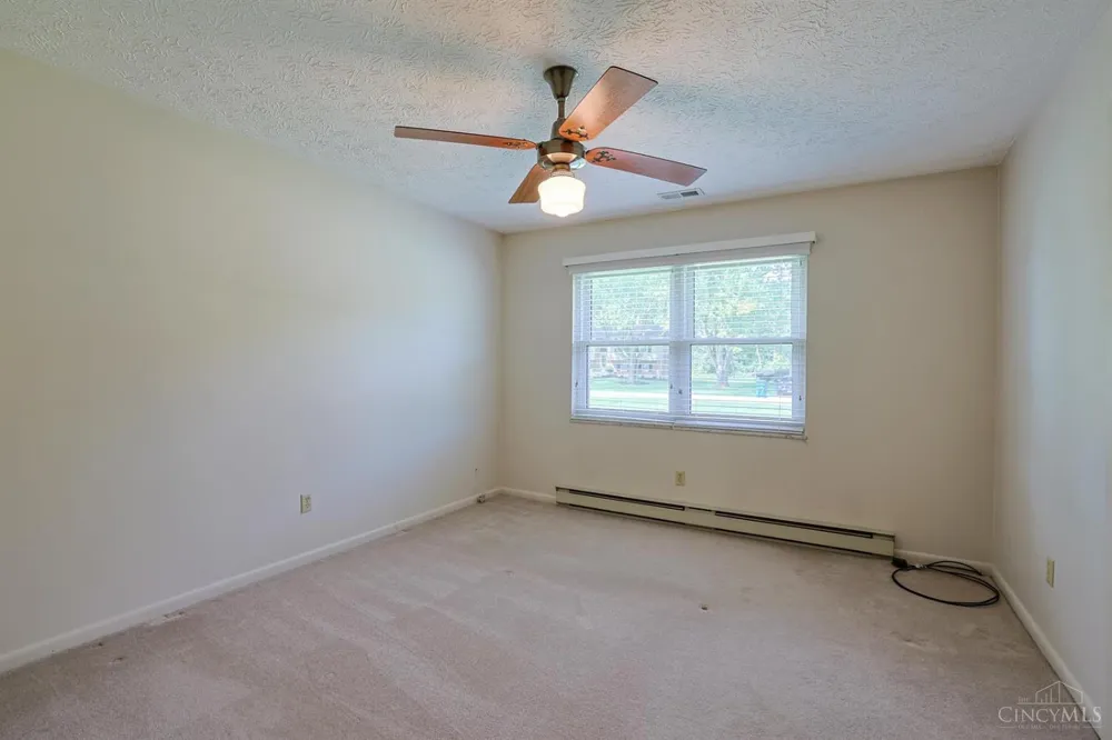 3692 Crestview Avenue Clearcreek, OH 45036