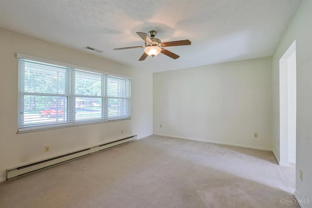 3692 Crestview Avenue Clearcreek, OH 45036