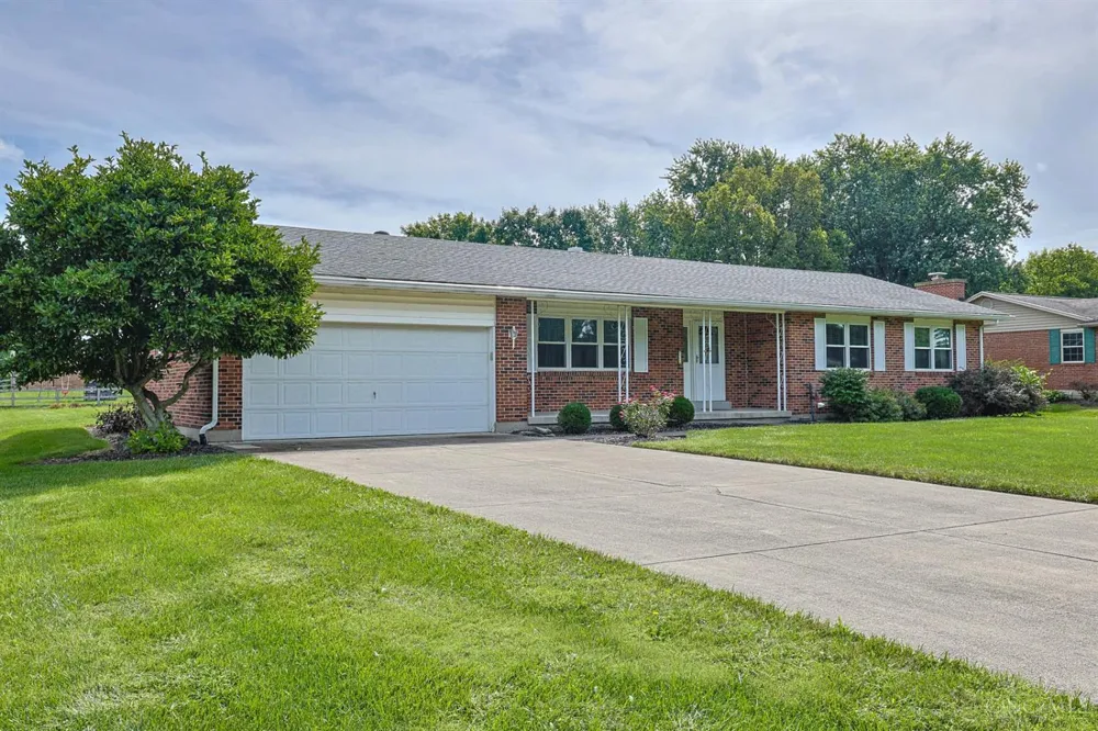 3692 Crestview Avenue Clearcreek, OH 45036