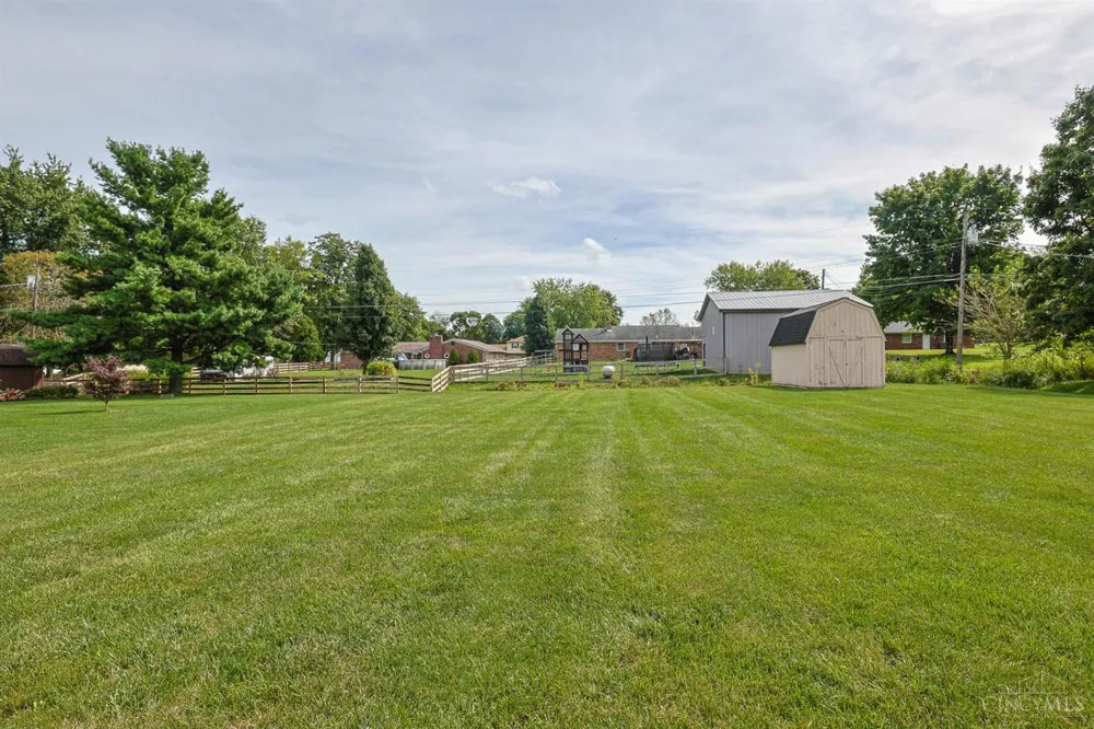 3692 Crestview Avenue Clearcreek, OH 45036
