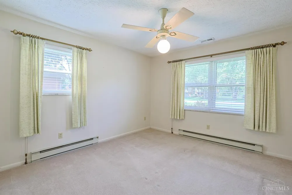 3692 Crestview Avenue Clearcreek, OH 45036