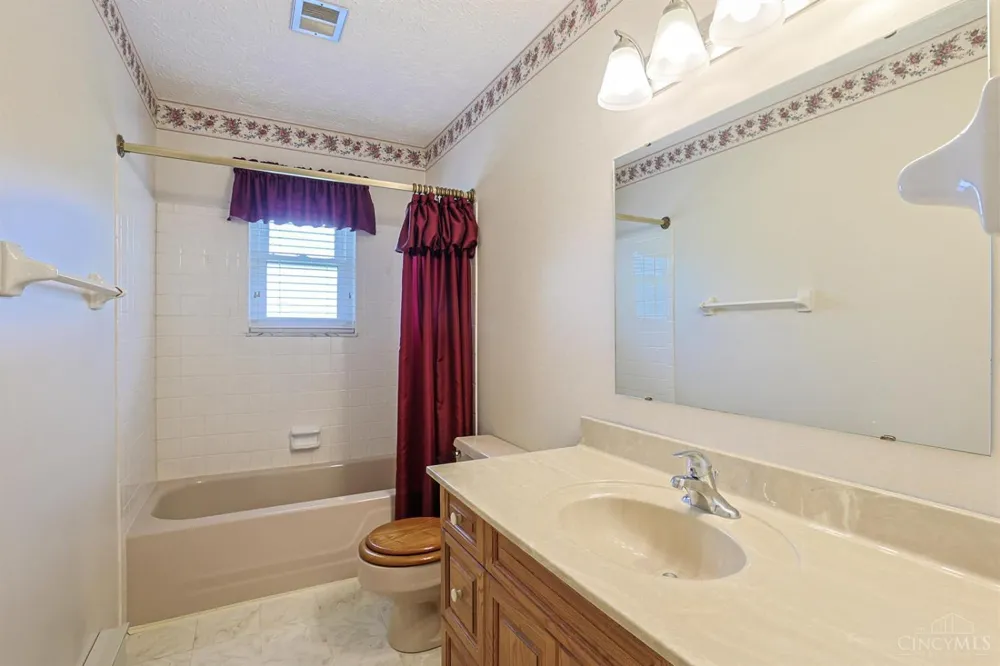 3692 Crestview Avenue Clearcreek, OH 45036