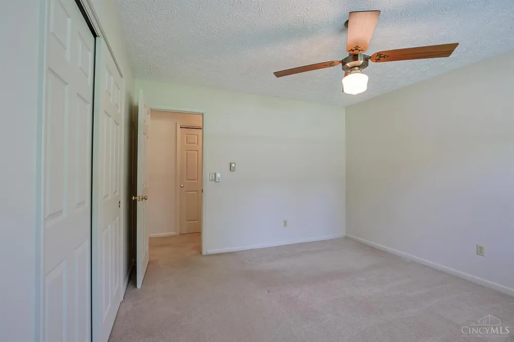 3692 Crestview Avenue Clearcreek, OH 45036