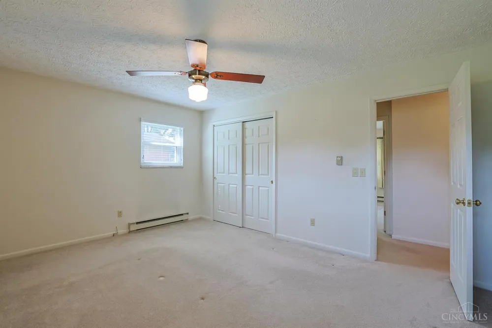 3692 Crestview Avenue Clearcreek, OH 45036