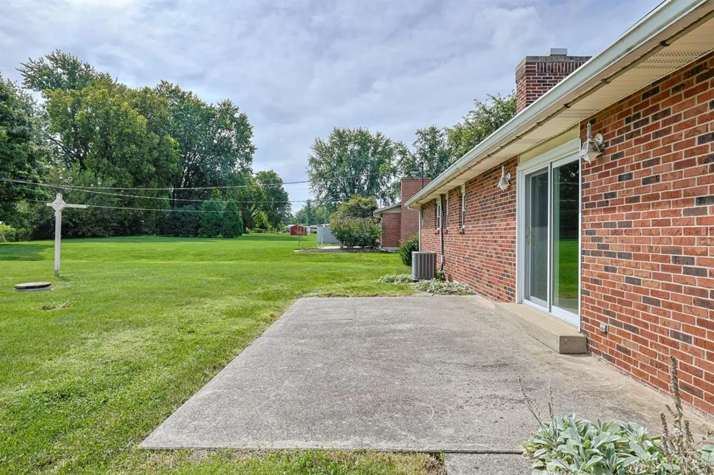 3692 Crestview Avenue Clearcreek, OH 45036