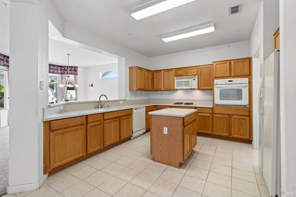109 Del Webb Drive Cloverdale, CA 95425