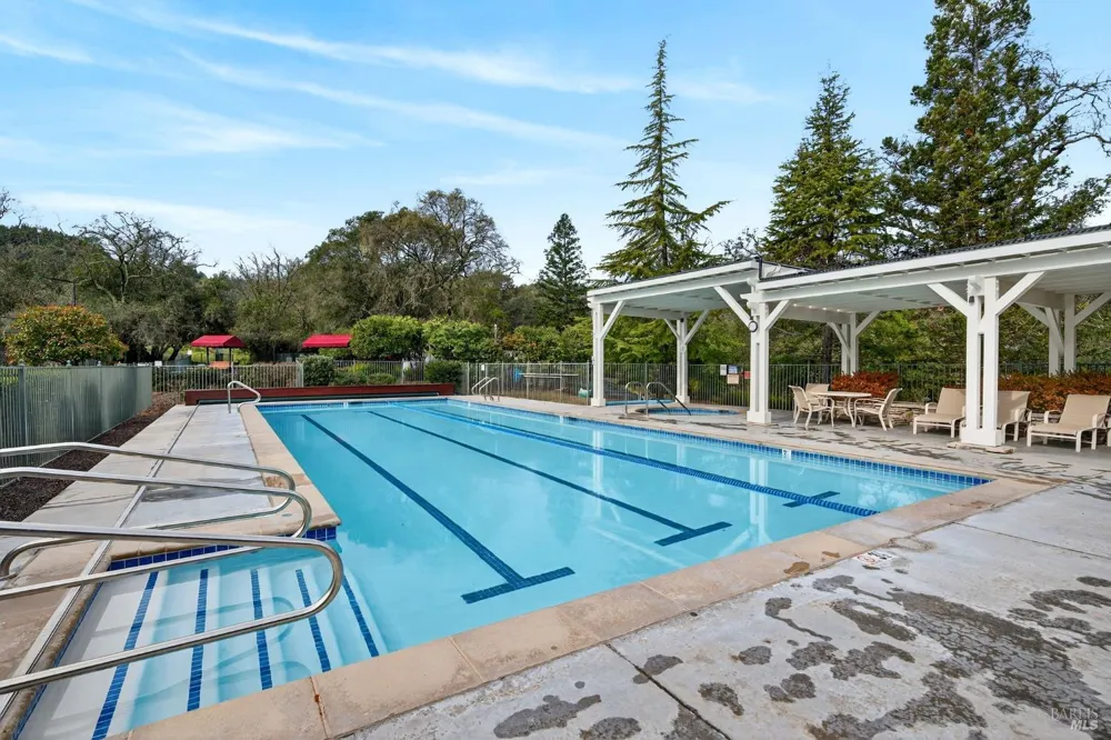 109 Del Webb Drive Cloverdale, CA 95425