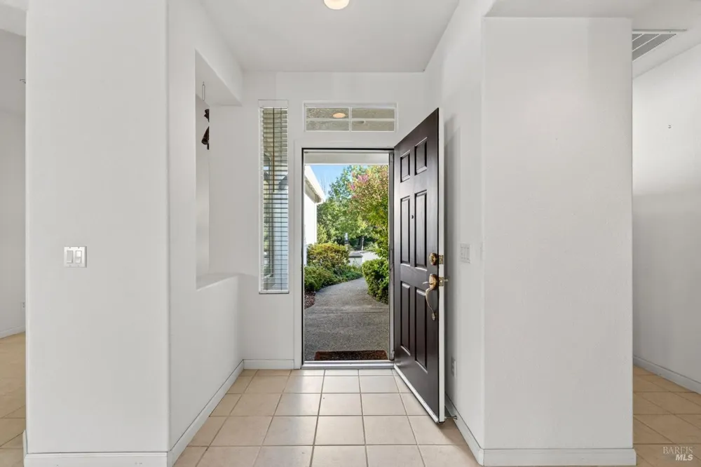 109 Del Webb Drive Cloverdale, CA 95425