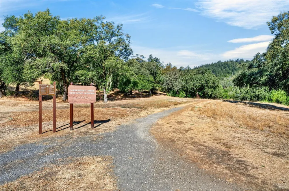 109 Del Webb Drive Cloverdale, CA 95425