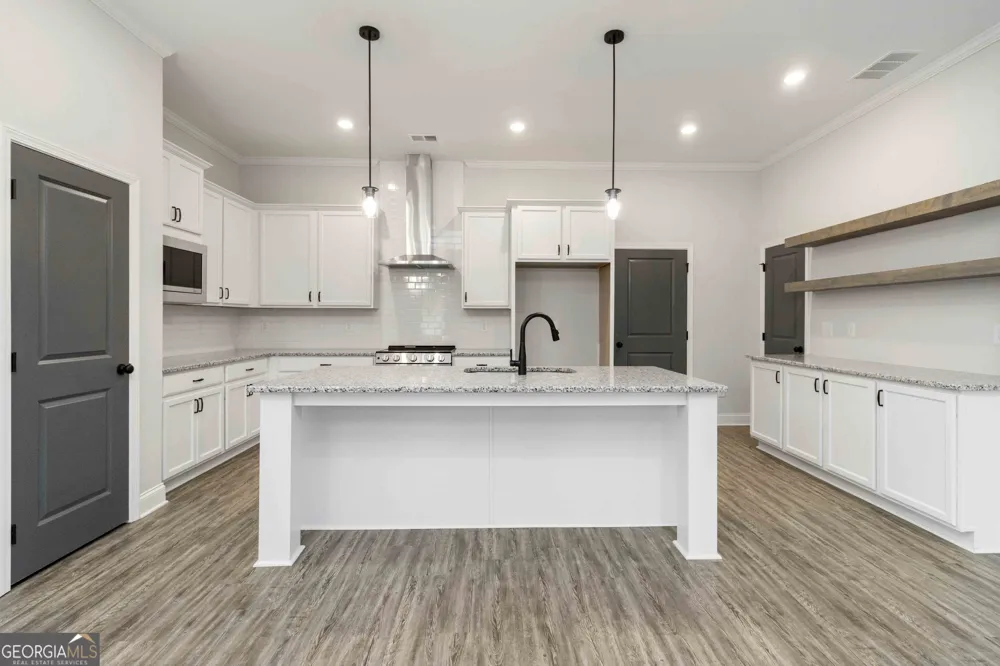 937 Willingham DR Hapeville, GA 30354