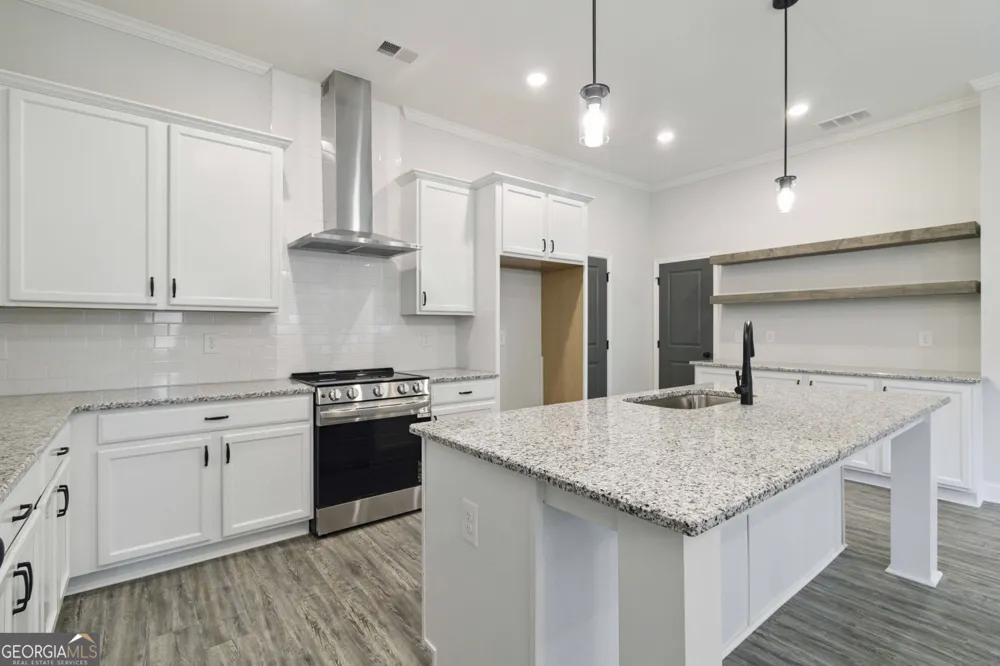 937 Willingham DR Hapeville, GA 30354