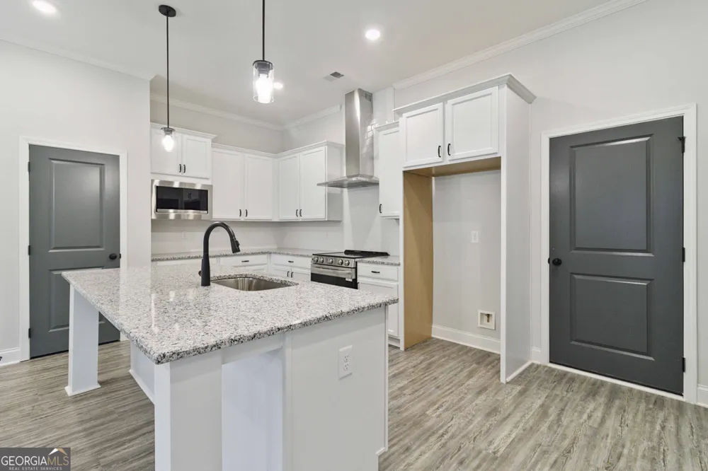 937 Willingham DR Hapeville, GA 30354