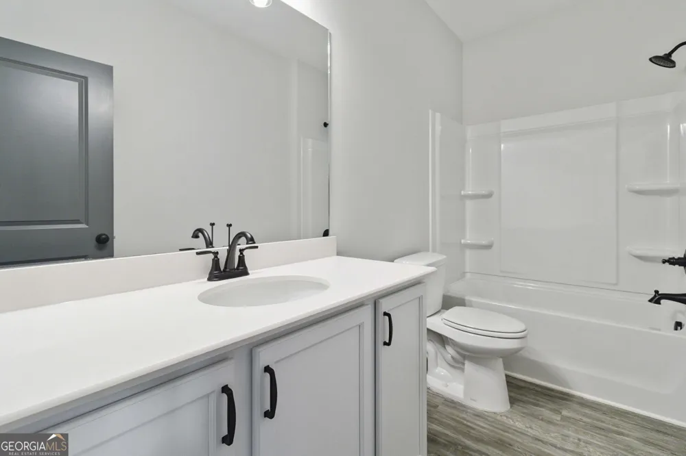 937 Willingham DR Hapeville, GA 30354