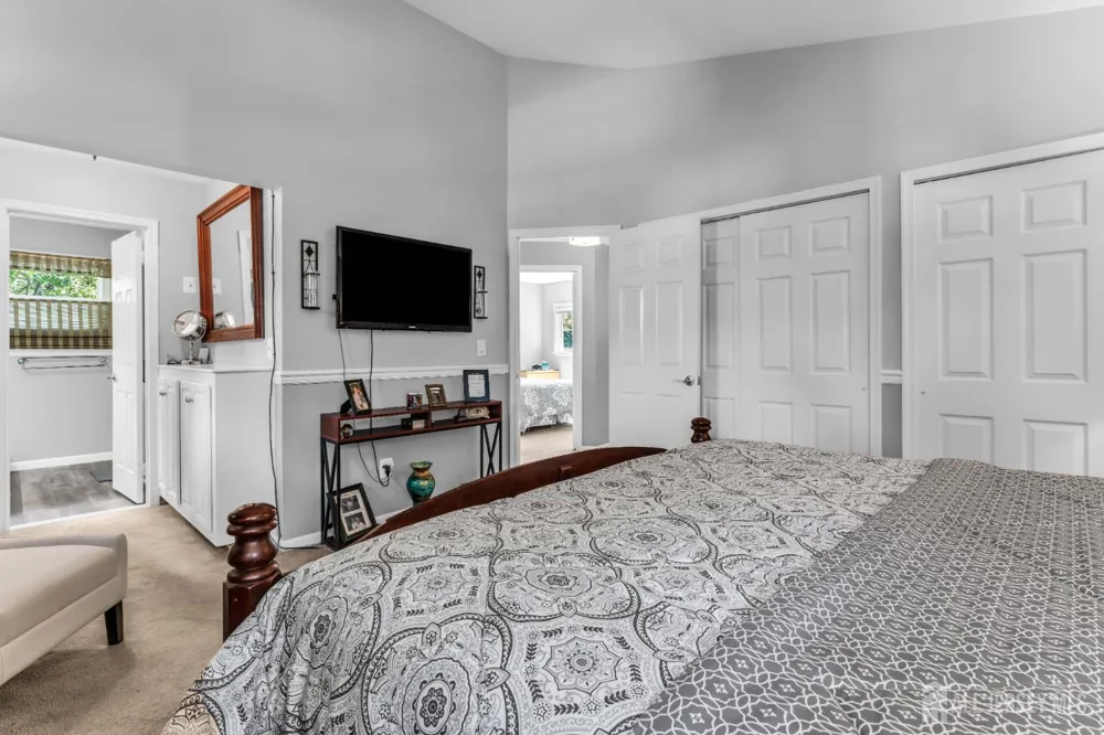 10 Metedeconk Road Howell, NJ 07731