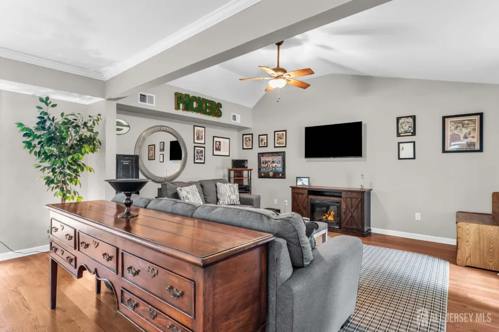 10 Metedeconk Road Howell, NJ 07731