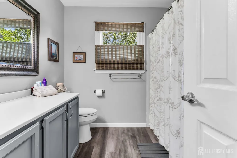 10 Metedeconk Road Howell, NJ 07731