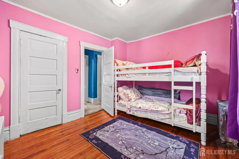 124 kearny Avenue Perth Amboy, NJ 08861